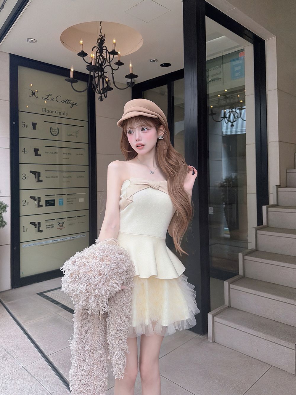 モデル：158cm（着用サイズ：FREE　着用カラー：IVO）