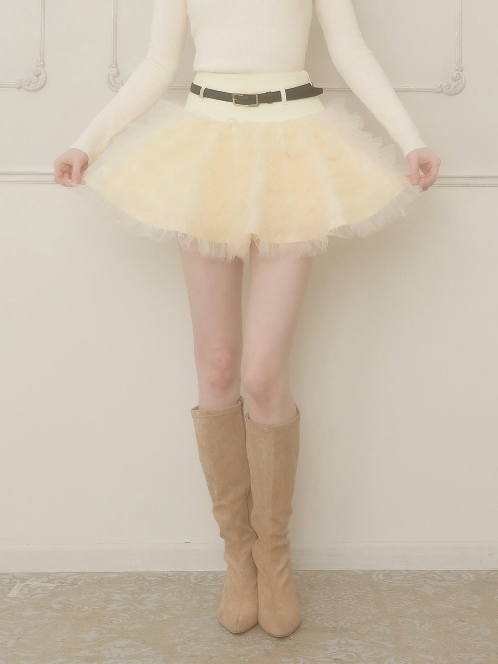モデル：170cm（着用サイズ：FREE　着用カラー：IVO）