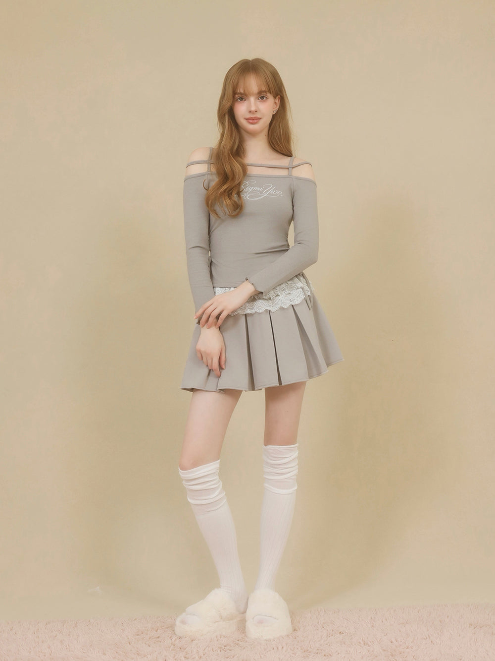 モデル：171cm（着用サイズ：FREE　着用カラー：GRY）